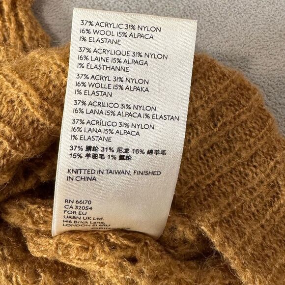 Free People Lulu Oversized V-Neck Sweater in Birchwood Brown Size XS - Picture 11 of 16